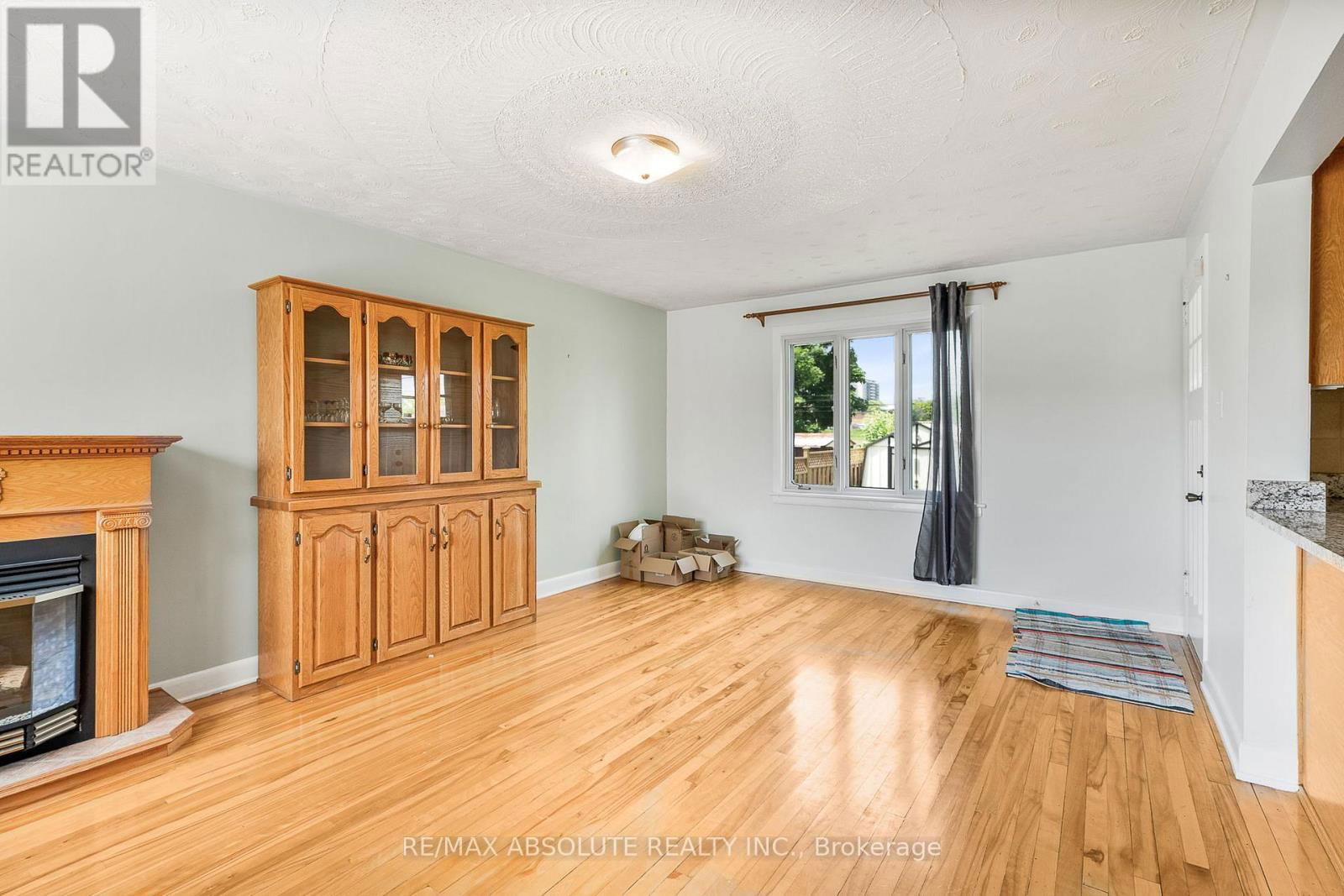 352 LACASSE AVENUE Image 12