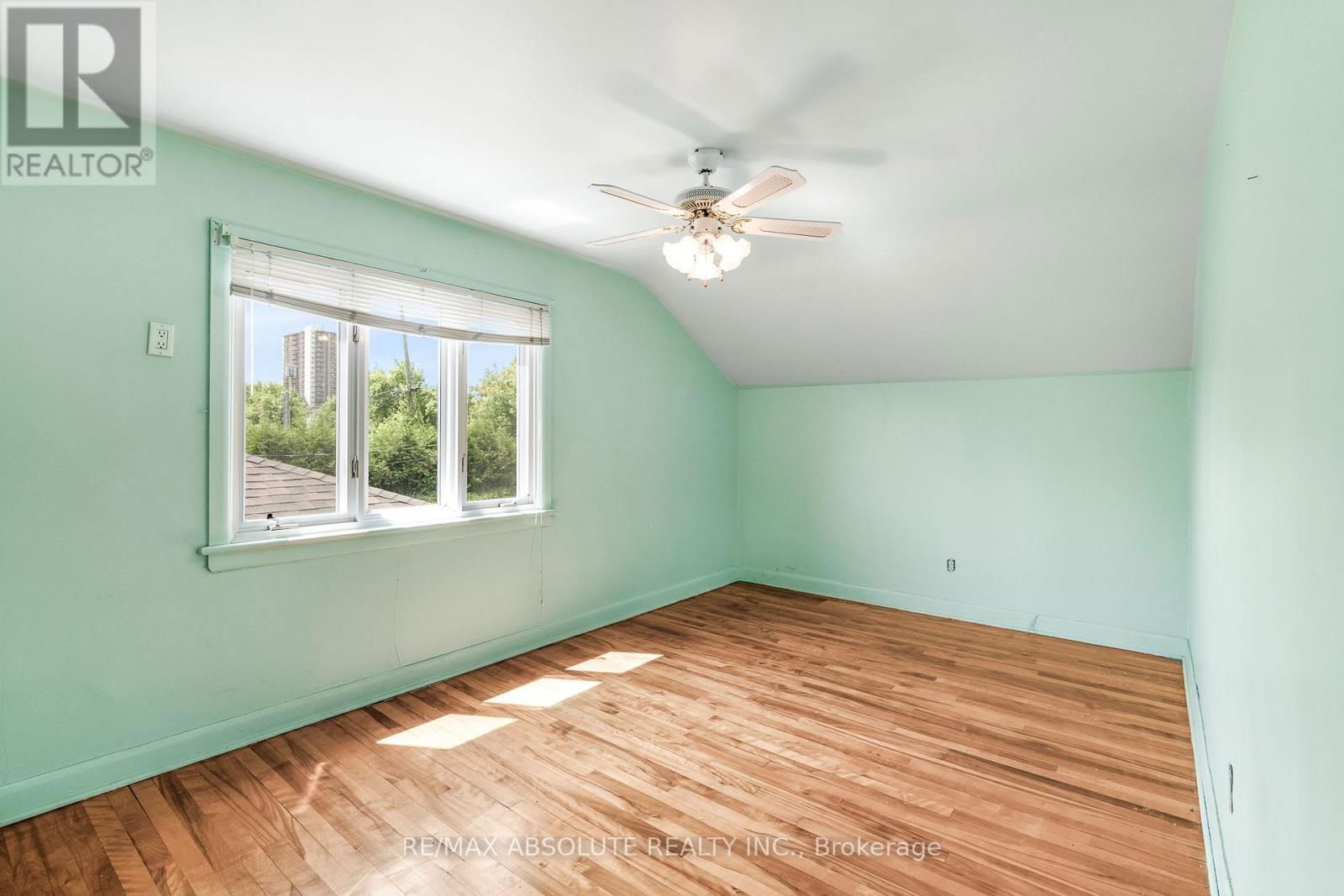 352 LACASSE AVENUE Image 21