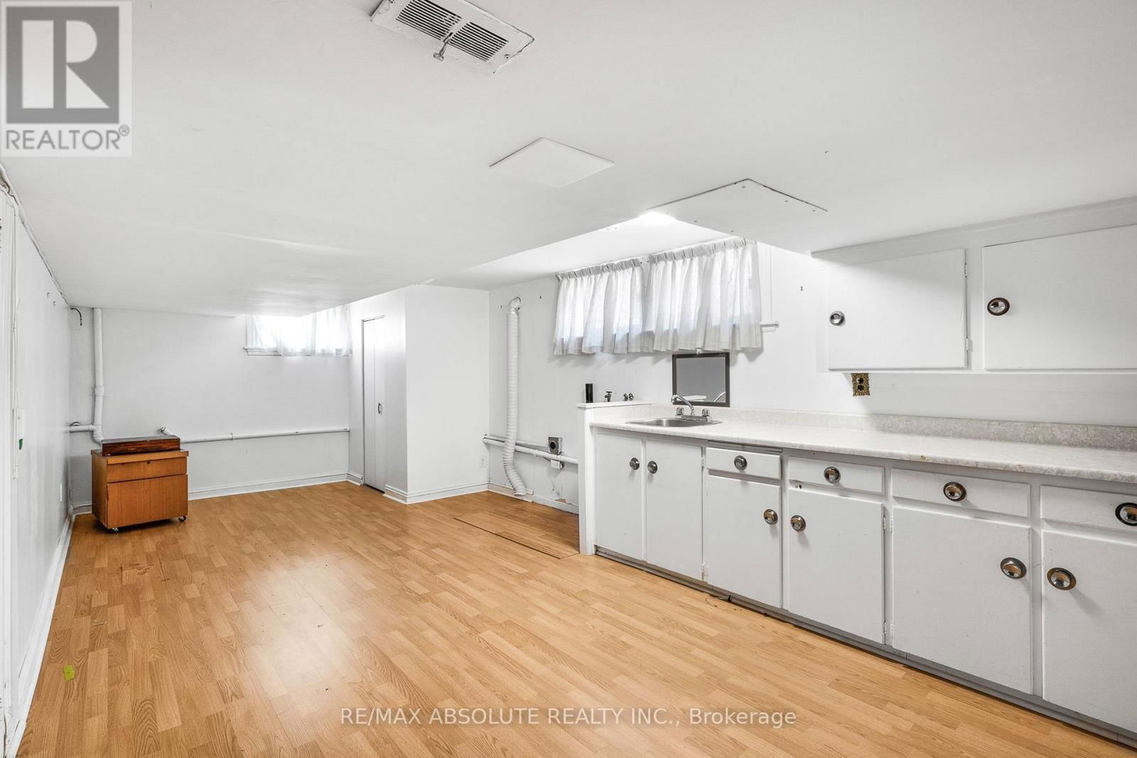 352 LACASSE AVENUE Image 23