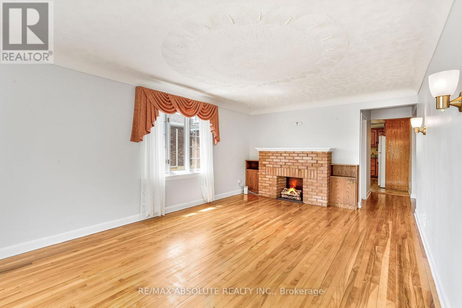 352 LACASSE AVENUE Image 5