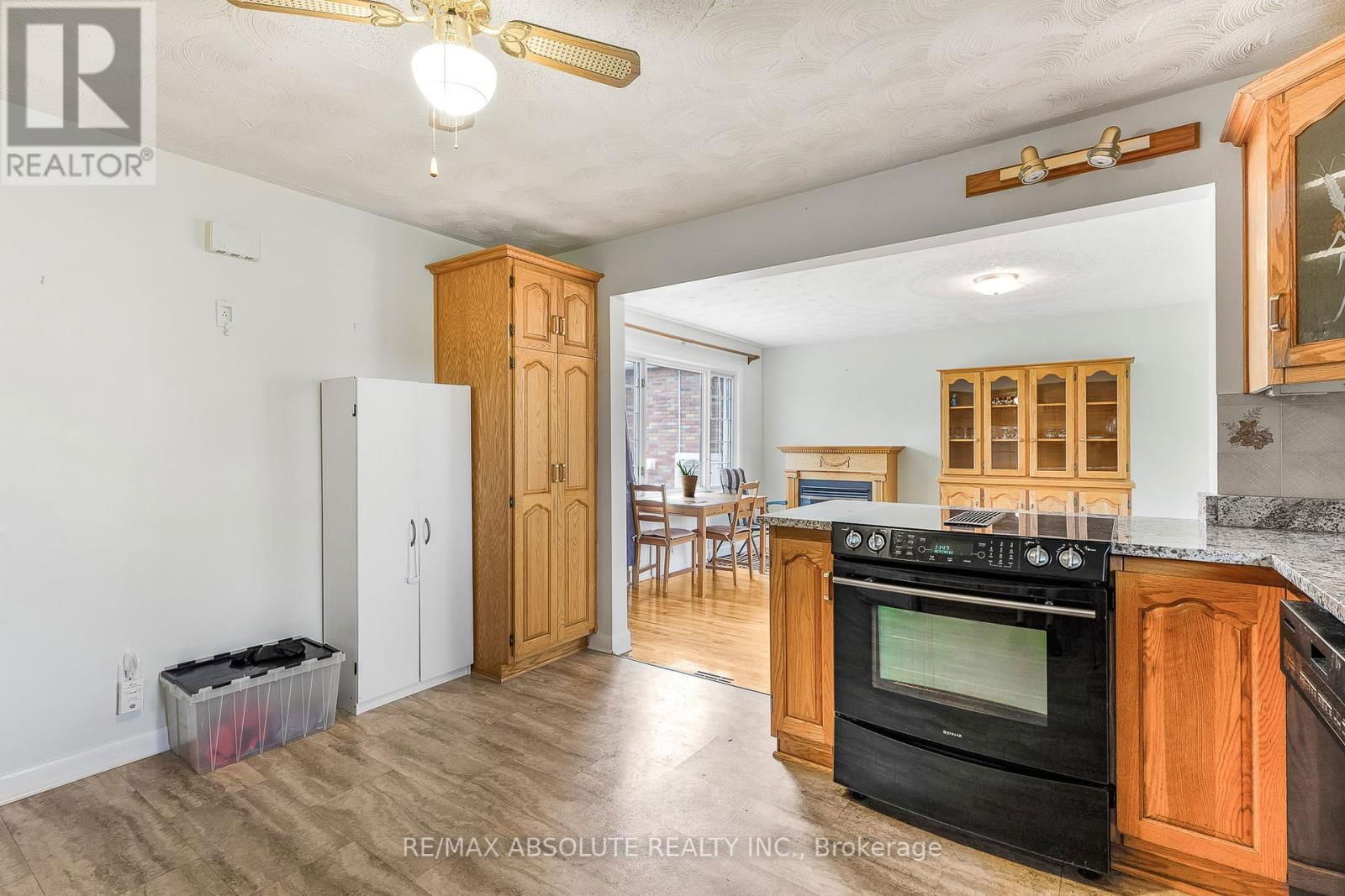 352 LACASSE AVENUE Image 9