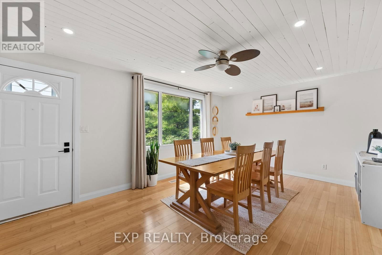 33202 BACK STREET Image 8
