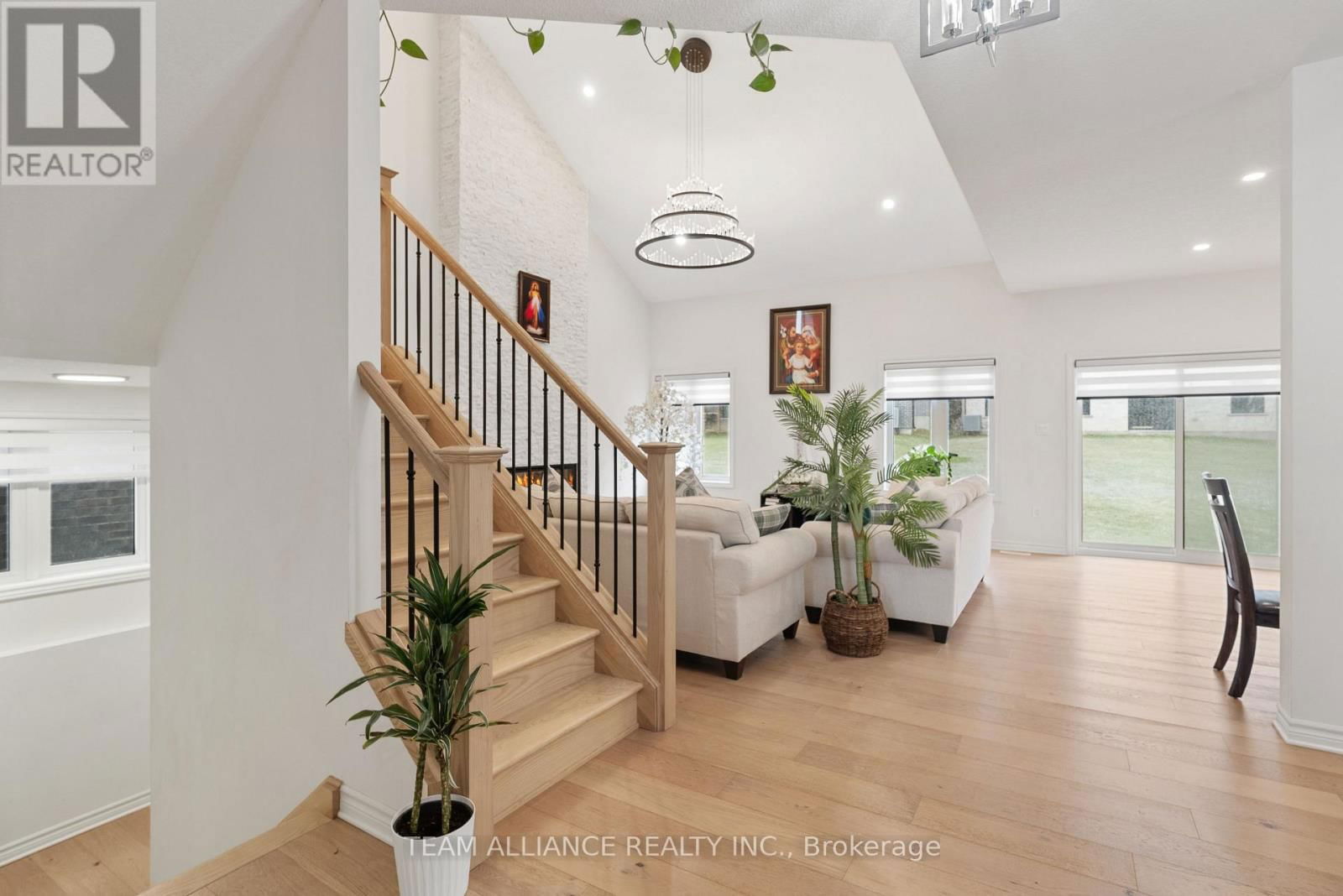 1899 BOARDWALK WAY Image 45