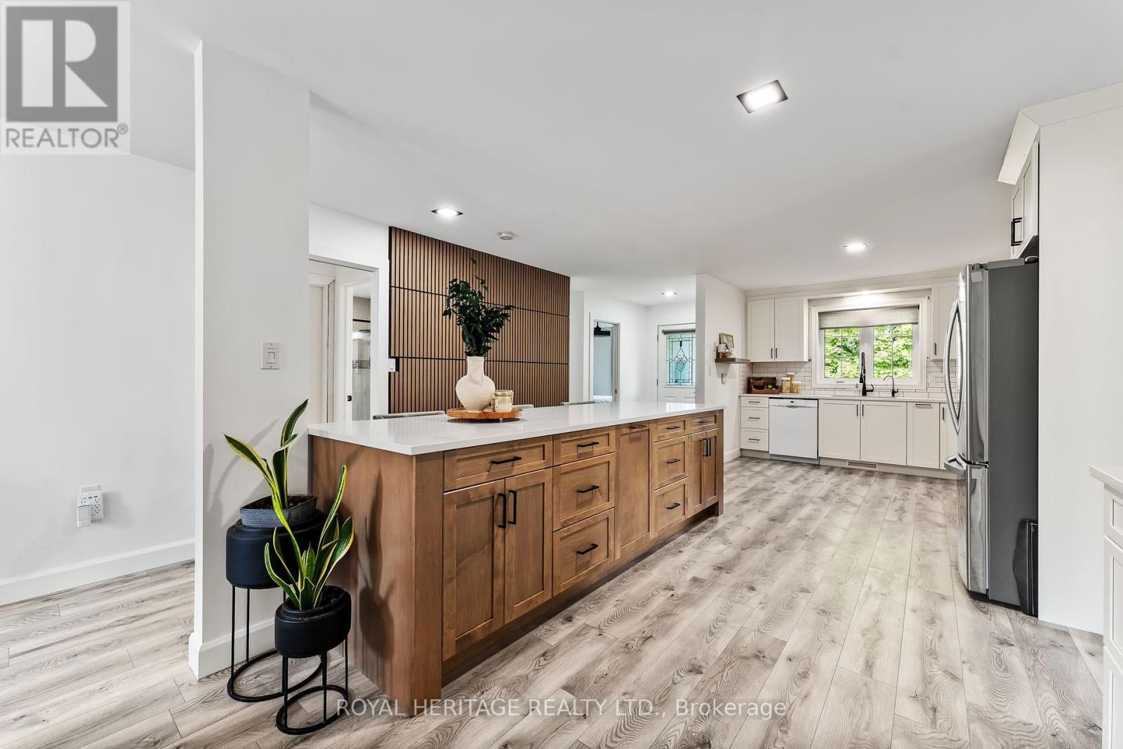 16 NESBITT DRIVE Image 10