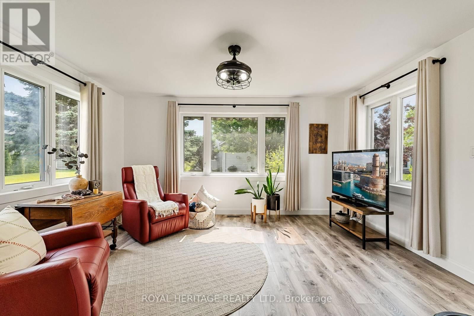 16 NESBITT DRIVE Image 15