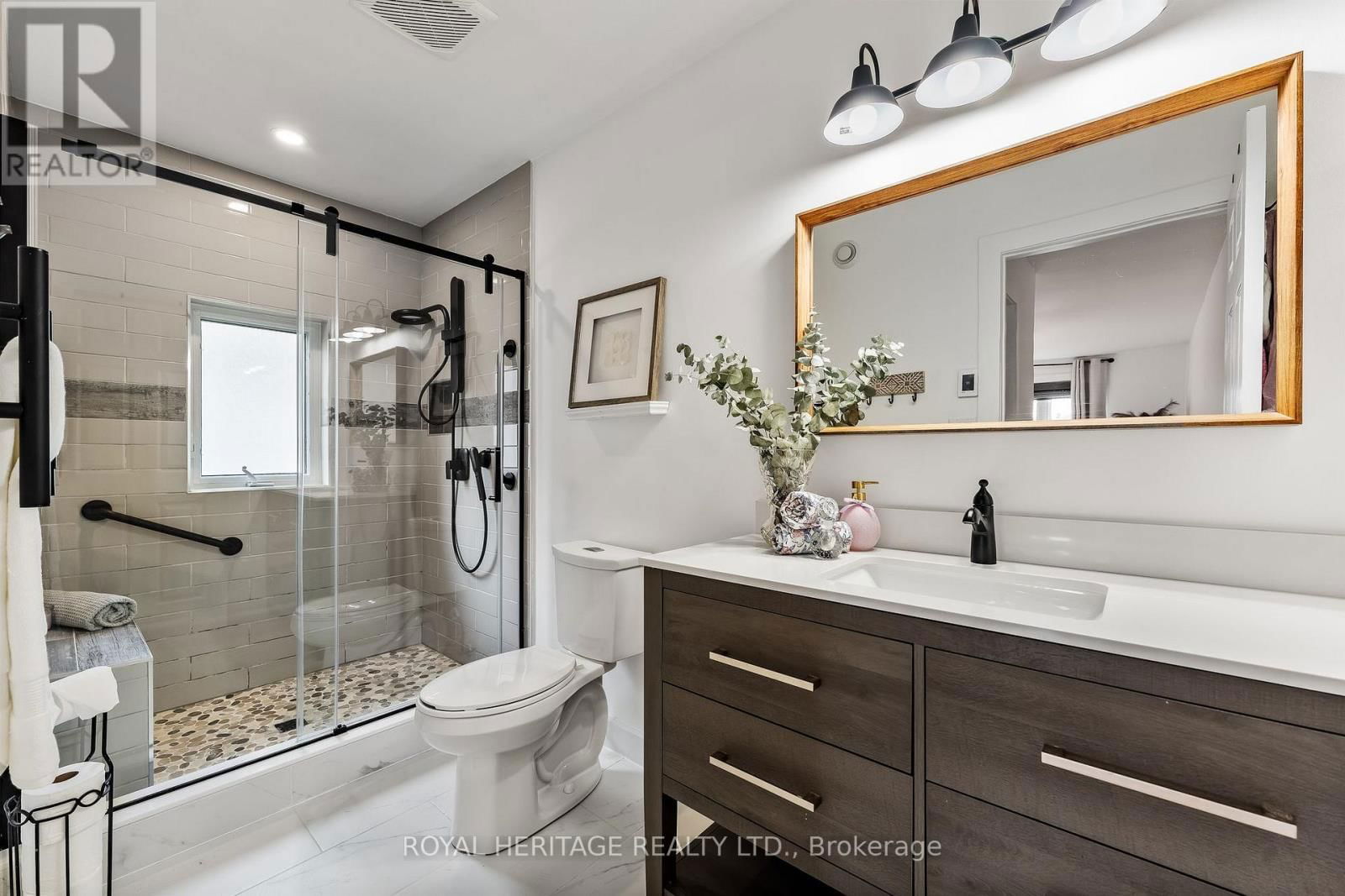 16 NESBITT DRIVE Image 20