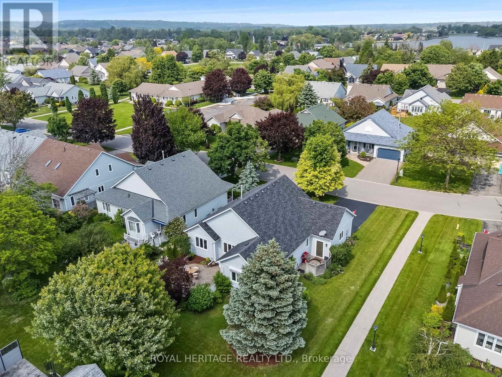 16 NESBITT DRIVE Image 33