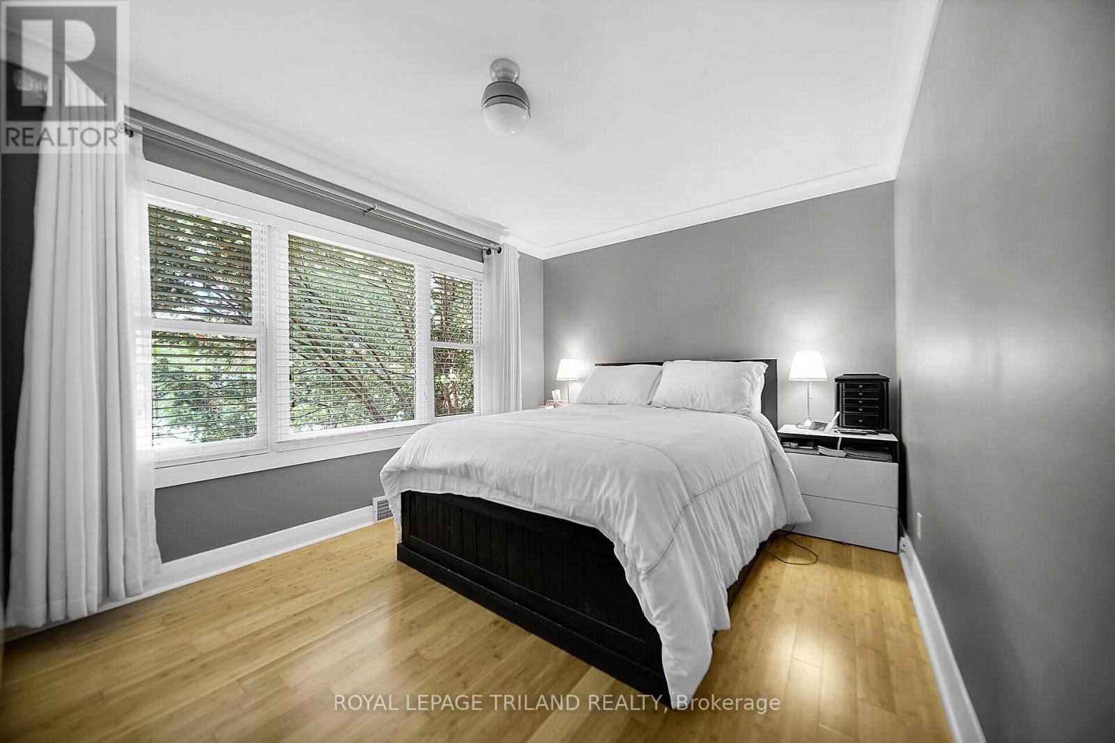579 REGENT STREET Image 19