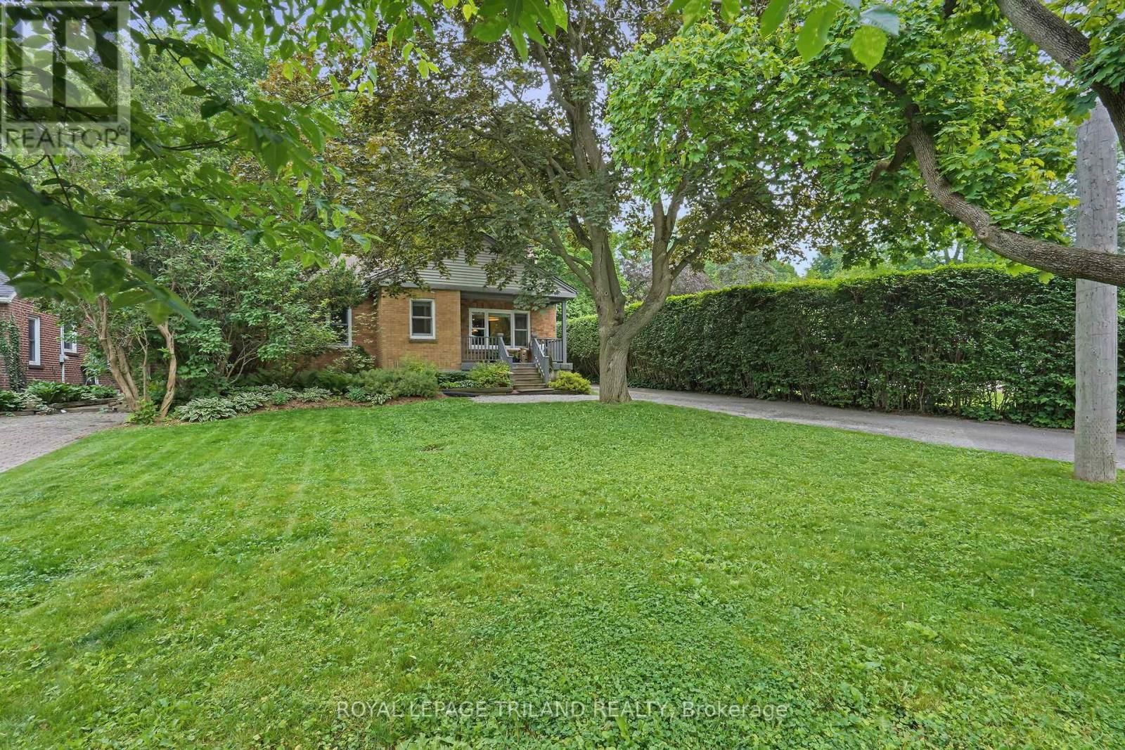 579 REGENT STREET Image 2