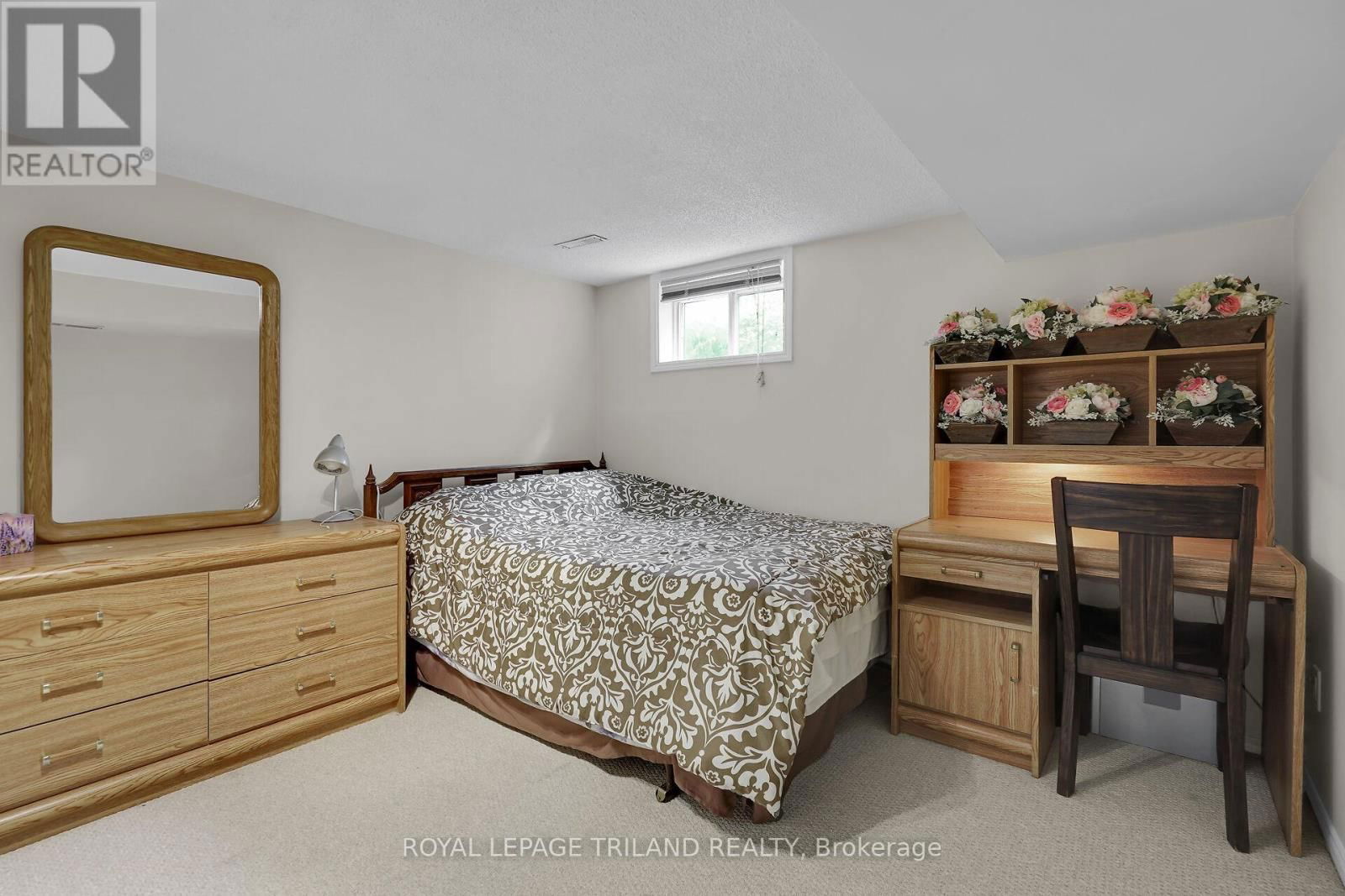 579 REGENT STREET Image 30