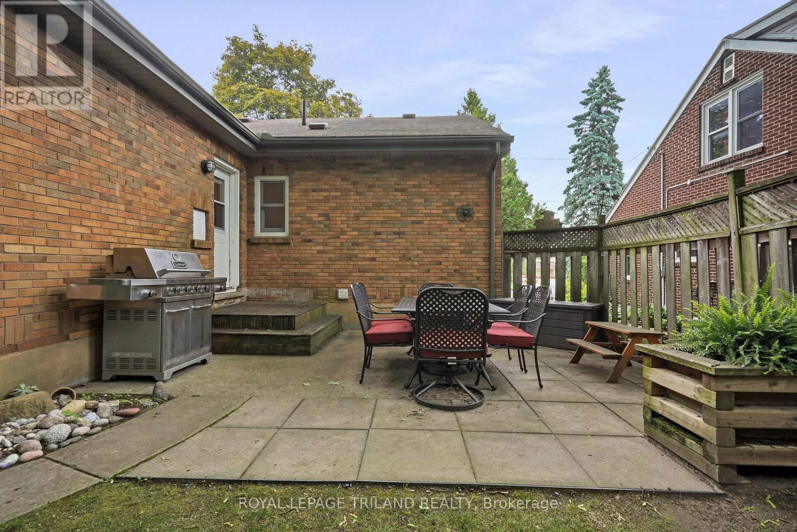 579 REGENT STREET Image 42