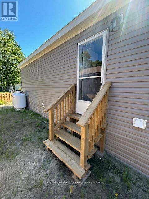 6 - 1701 HIGHWAY 11 Image 34