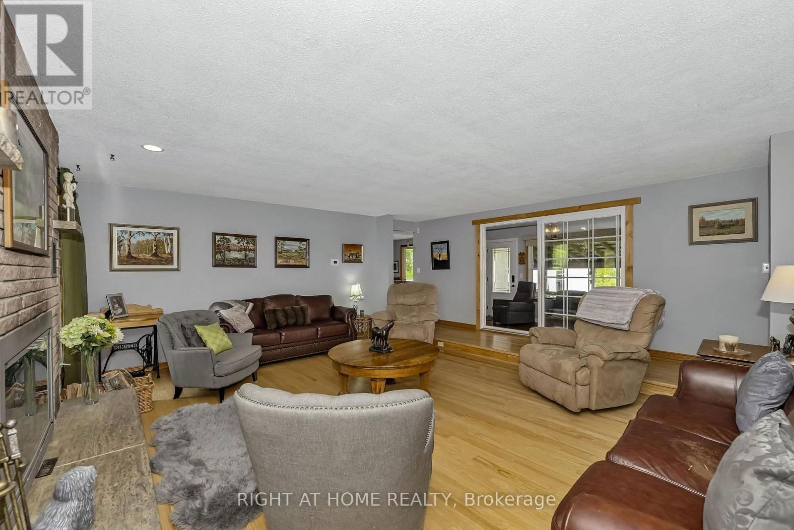 2720 BELL LINE ROAD NORTH Image 12
