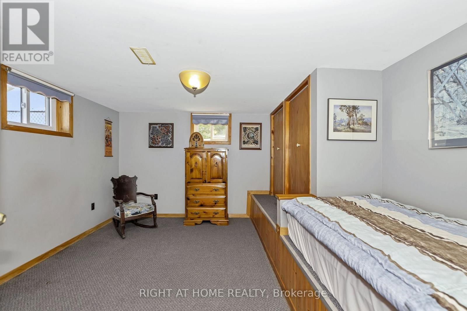 2720 BELL LINE ROAD NORTH Image 22