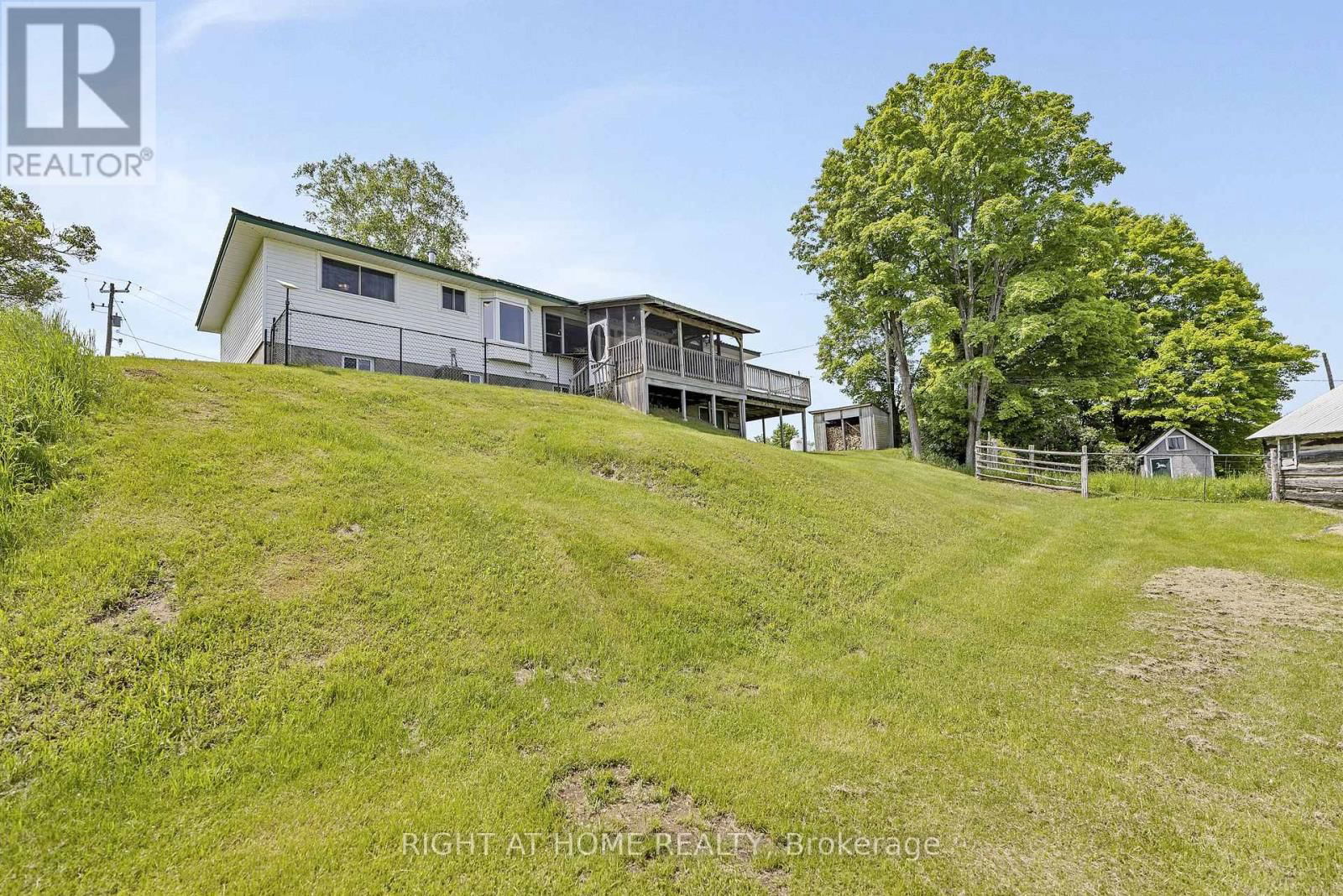 2720 BELL LINE ROAD NORTH Image 31