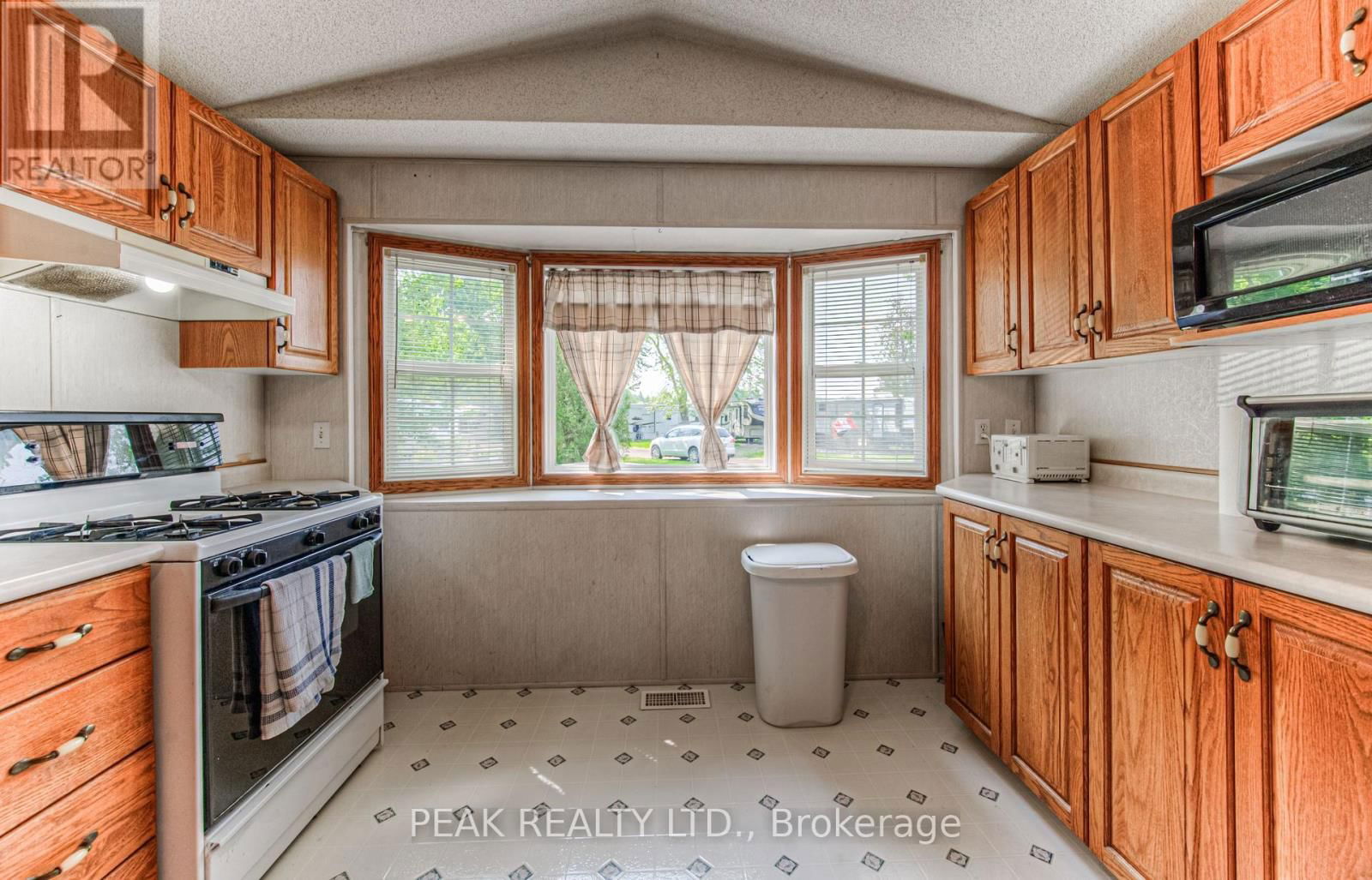 61 - 580 BEAVER CREEK ROAD Image 12