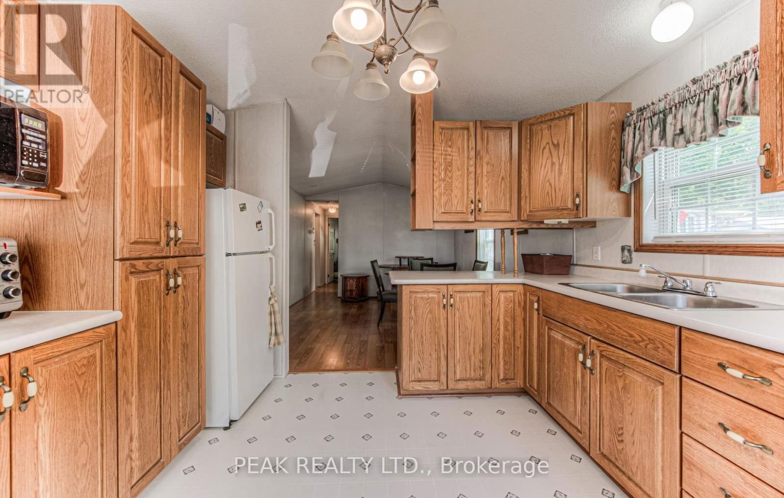 61 - 580 BEAVER CREEK ROAD Image 14