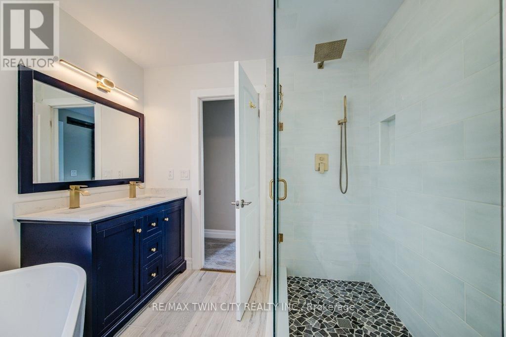 153 STARWOOD DRIVE Image 32