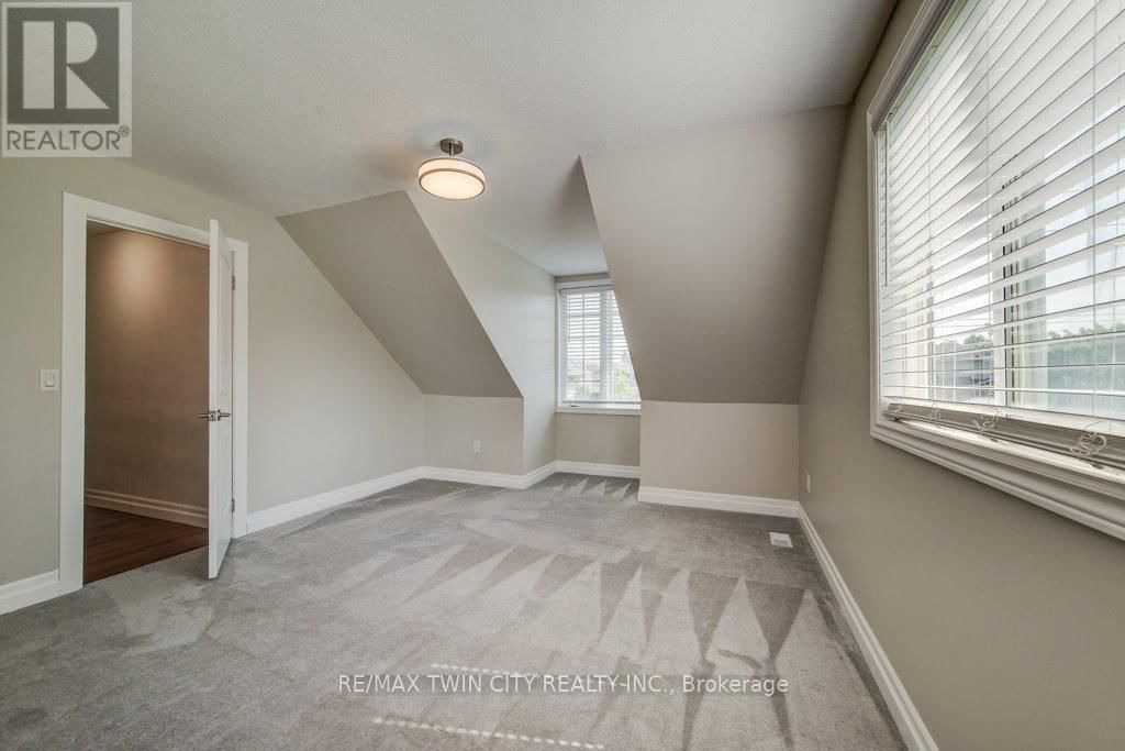 153 STARWOOD DRIVE Image 34