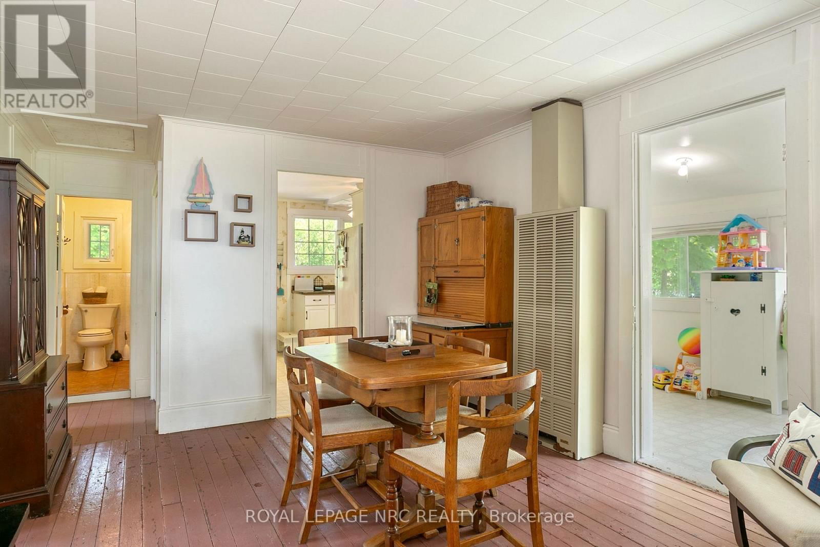 3786 TERRACE LANE Image 11