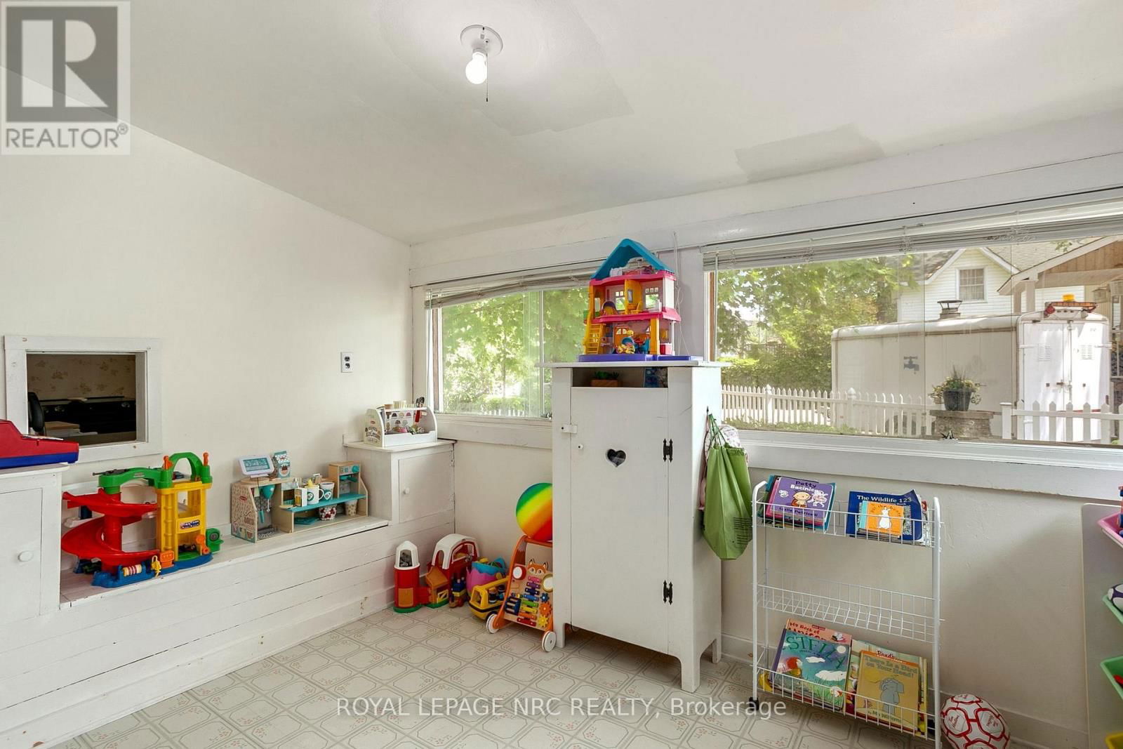 3786 TERRACE LANE Image 14