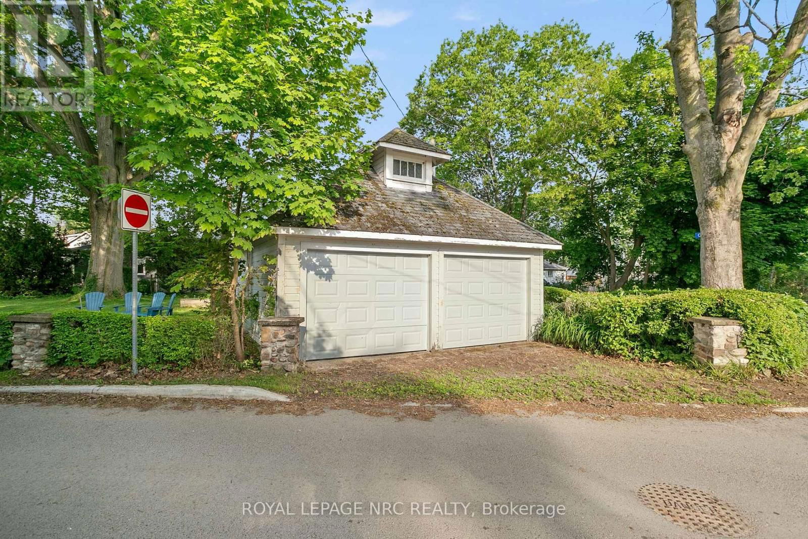 3786 TERRACE LANE Image 25