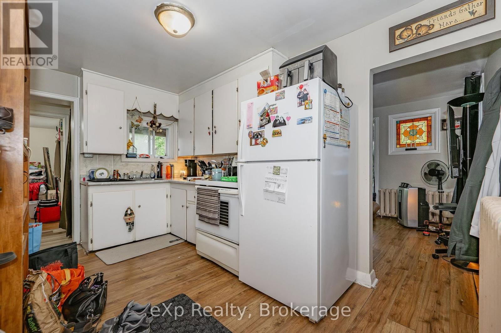 138 CHATHAM STREET Image 25
