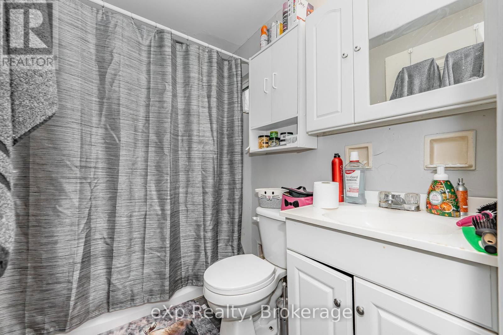 138 CHATHAM STREET Image 30