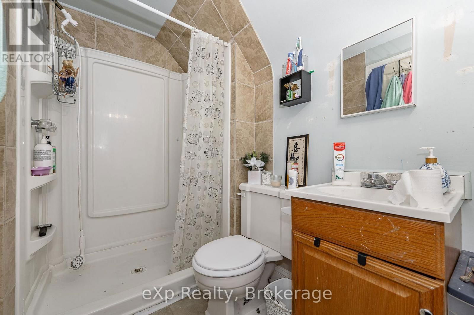 138 CHATHAM STREET Image 42