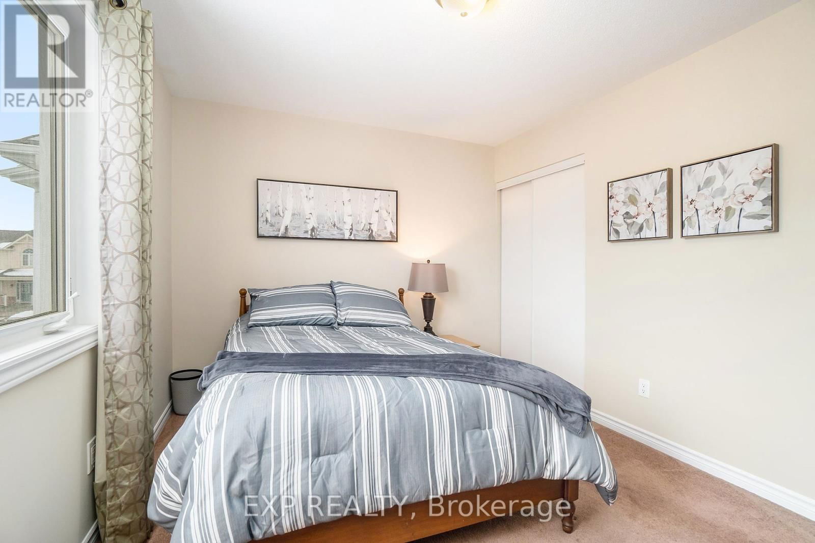 405 MEADOWHAWK CRESCENT Image 27