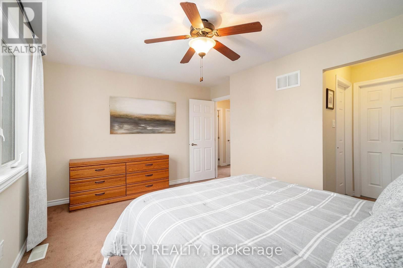 405 MEADOWHAWK CRESCENT Image 29