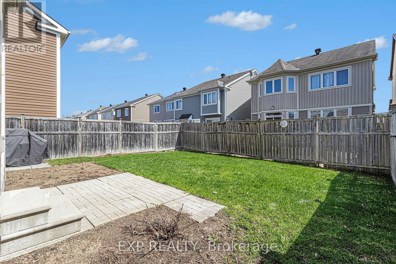 405 MEADOWHAWK CRESCENT Image 36