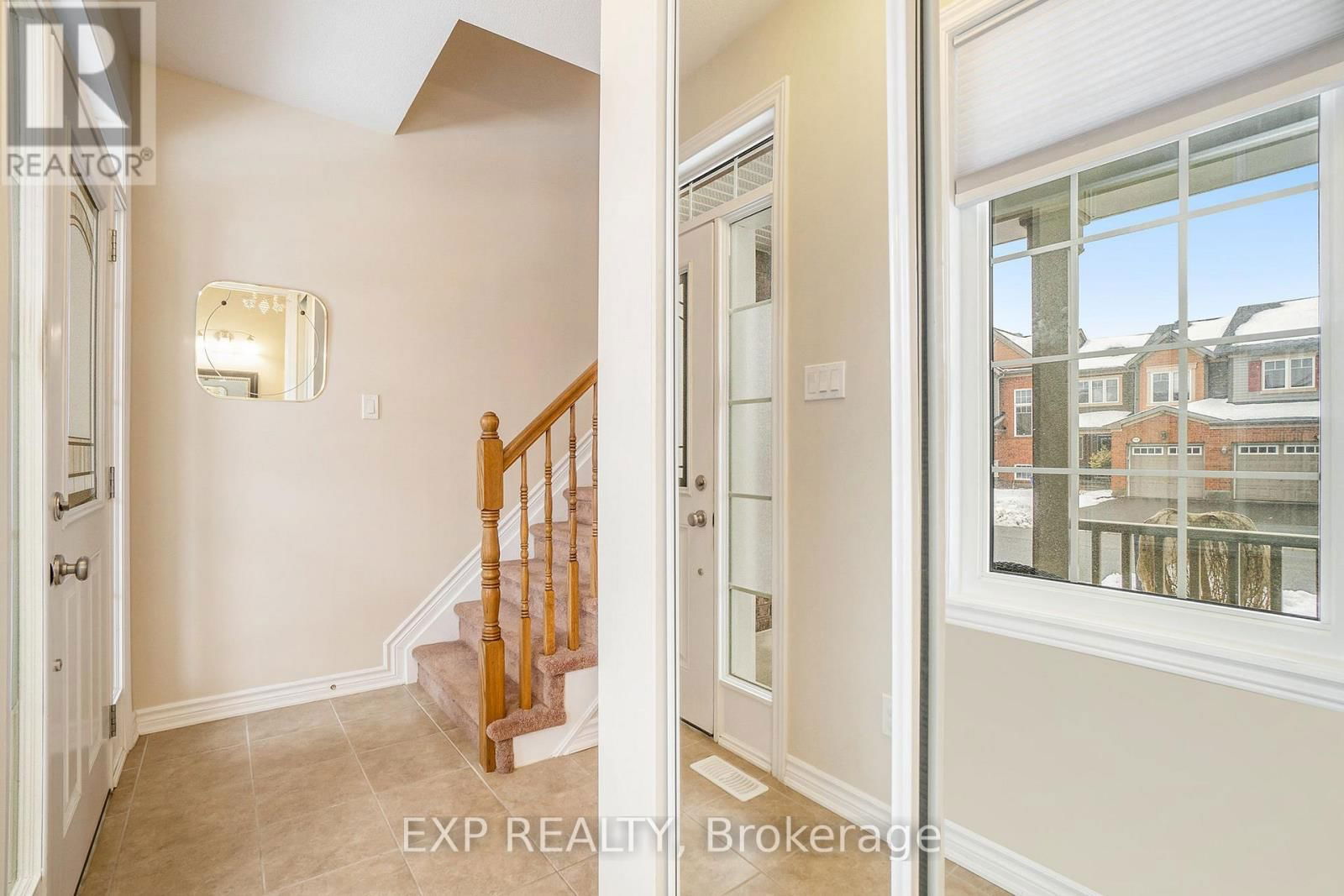 405 MEADOWHAWK CRESCENT Image 4