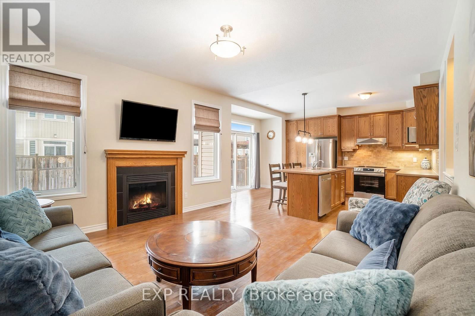 405 MEADOWHAWK CRESCENT Image 7