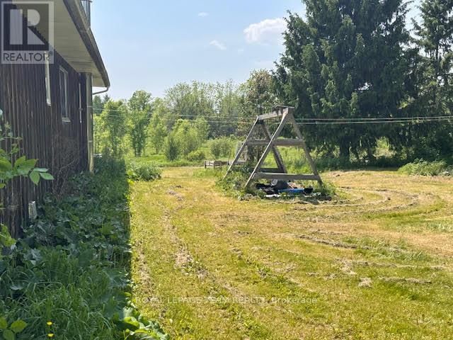 5296 PANMURE ROAD Image 6