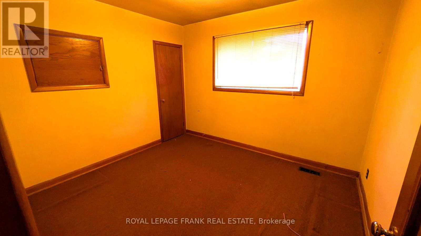 94 ROLLINS DRIVE Image 10