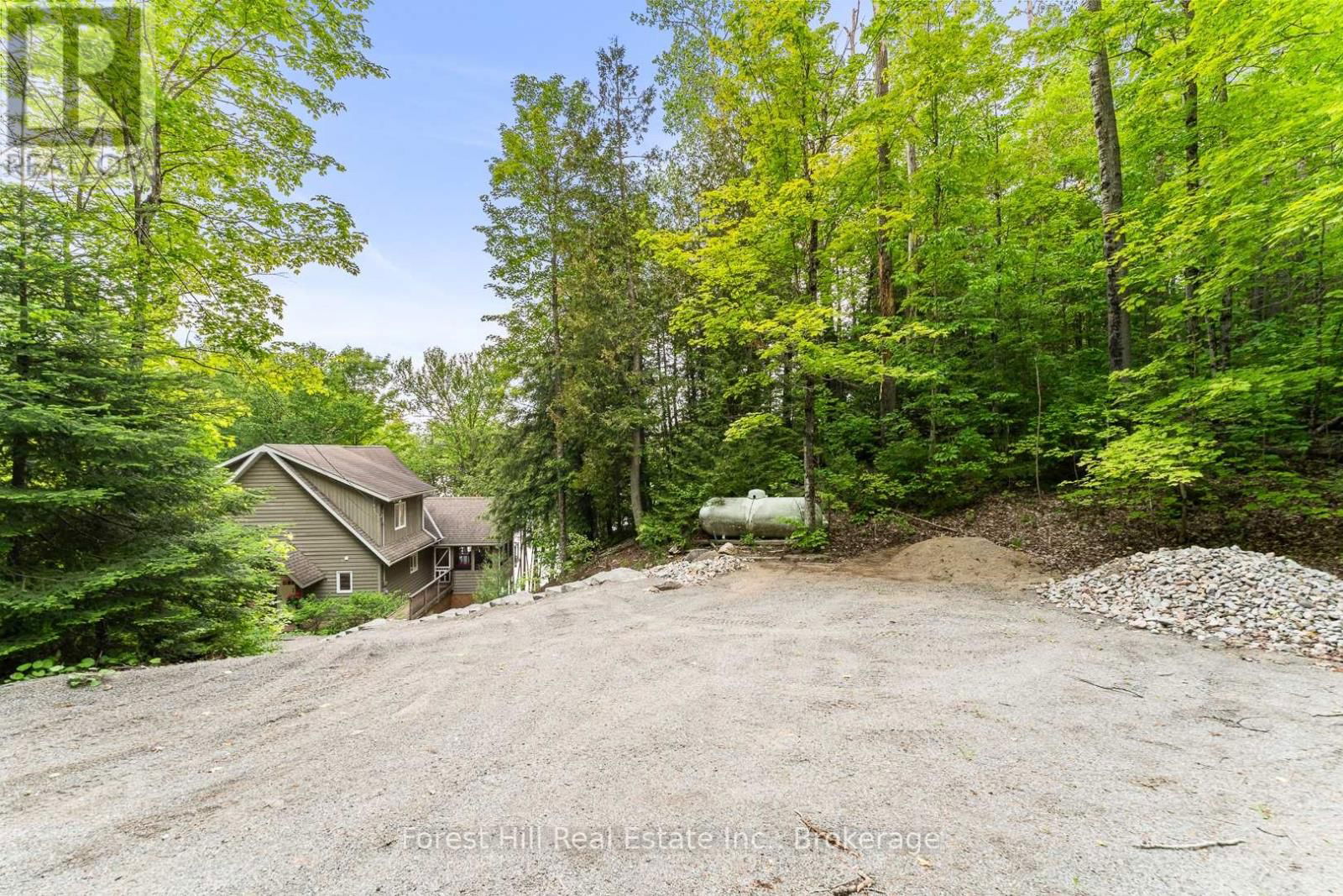 922 SALMON LAKE ROAD Image 46