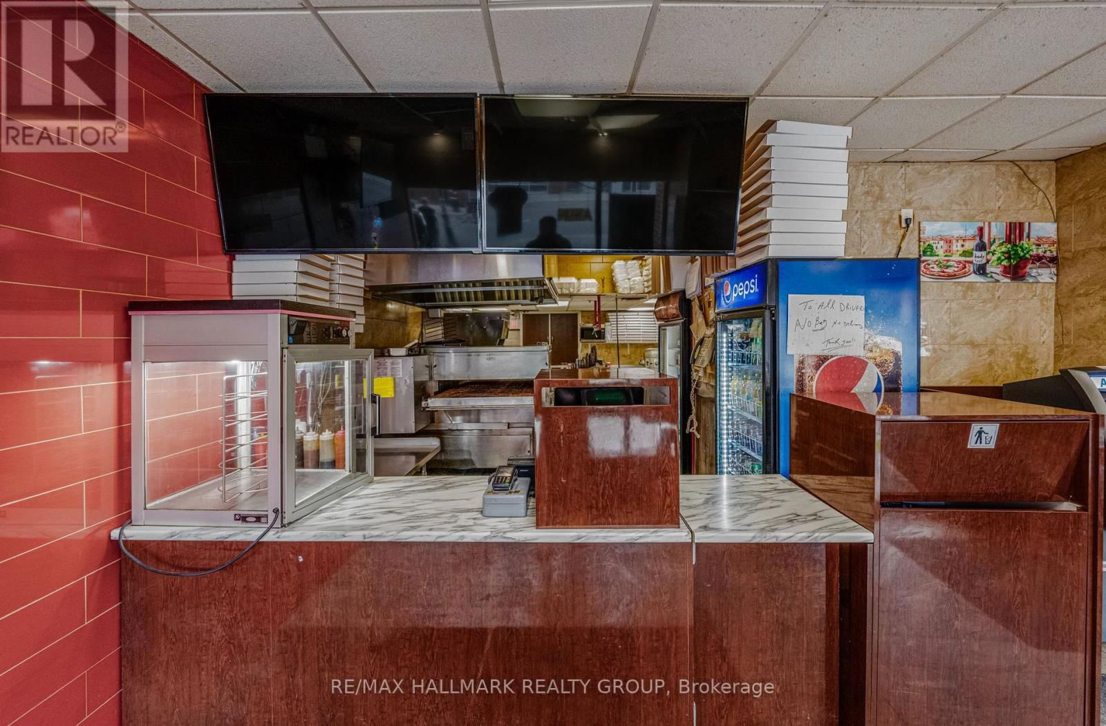 320 BANK STREET Image 10