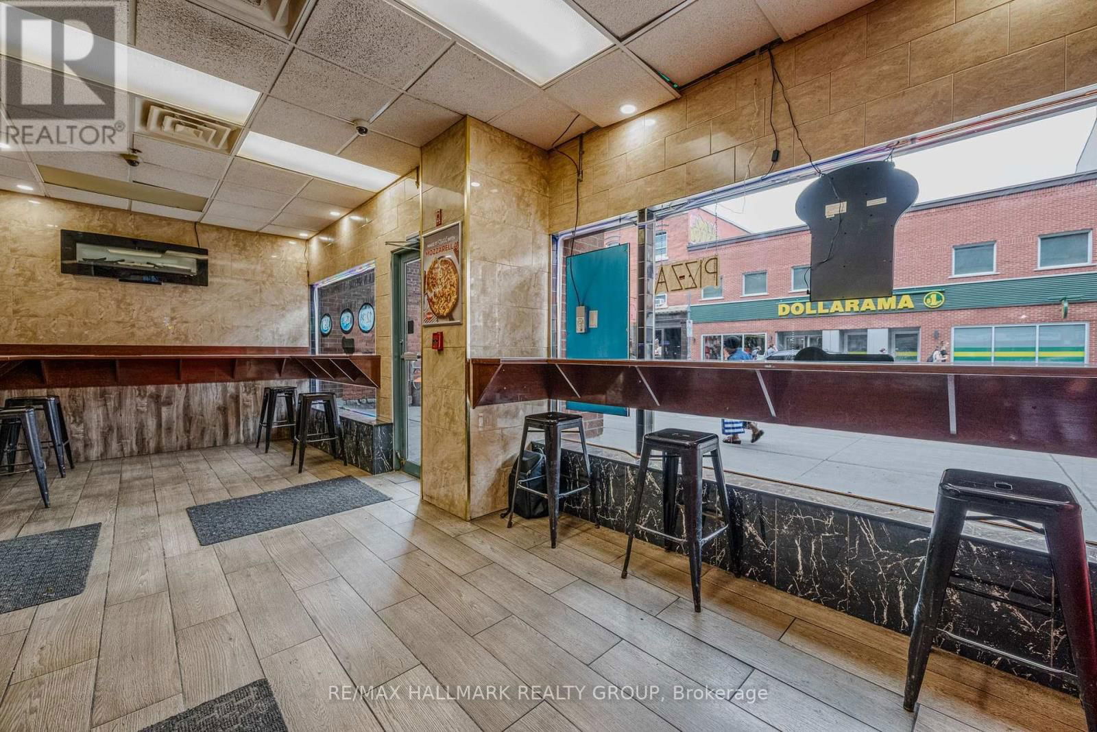 320 BANK STREET Image 6