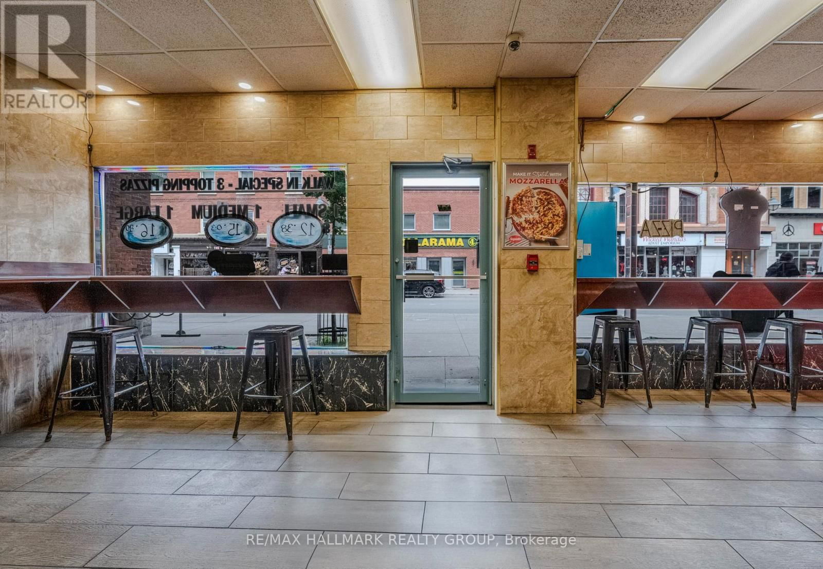 320 BANK STREET Image 7