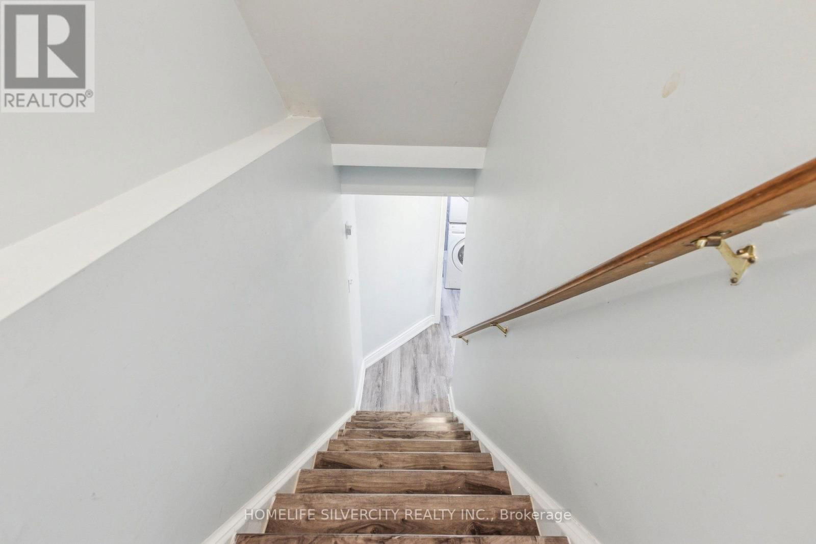 221 GREY FOX DRIVE Image 20