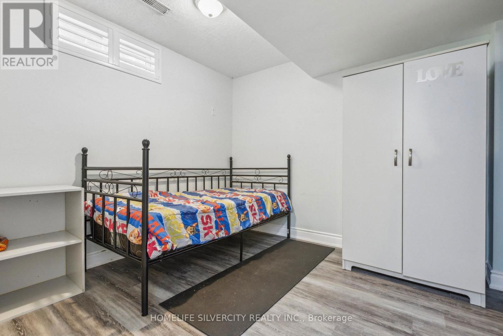 221 GREY FOX DRIVE Image 23