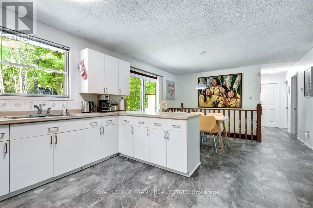 538 SKENE ROAD Image 7