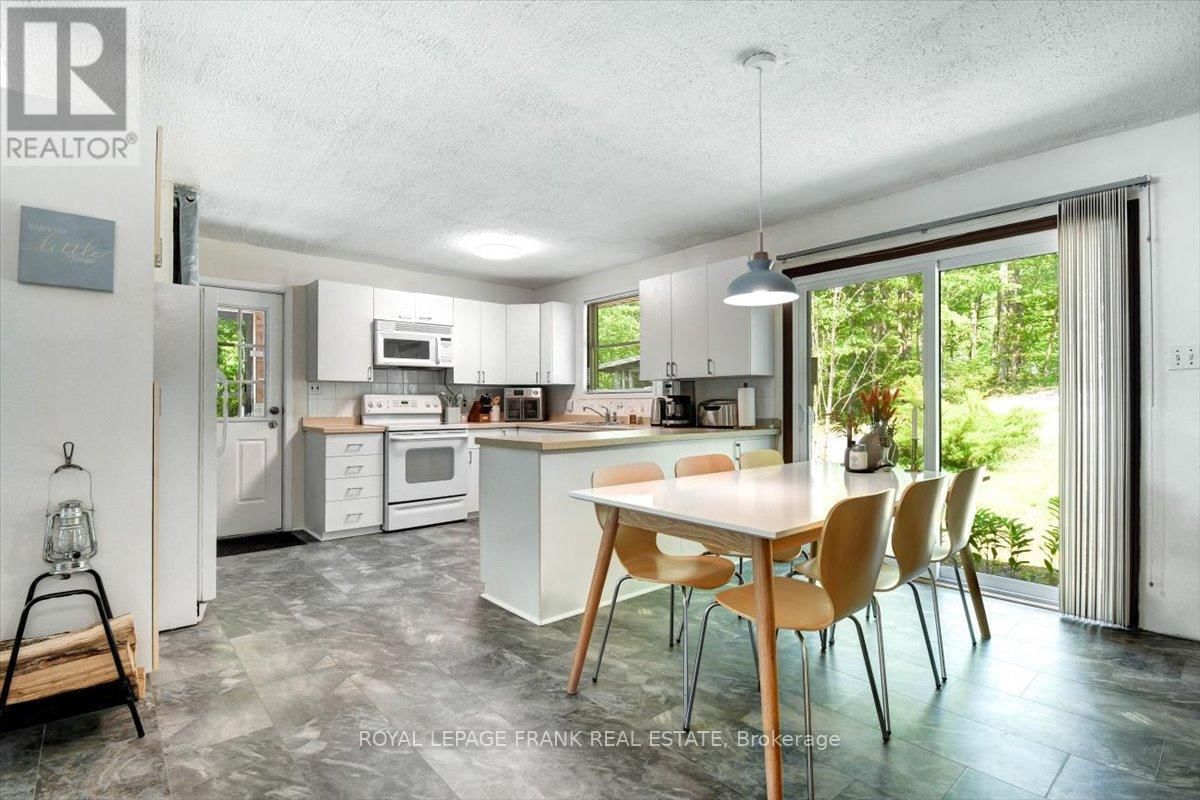 538 SKENE ROAD Image 8