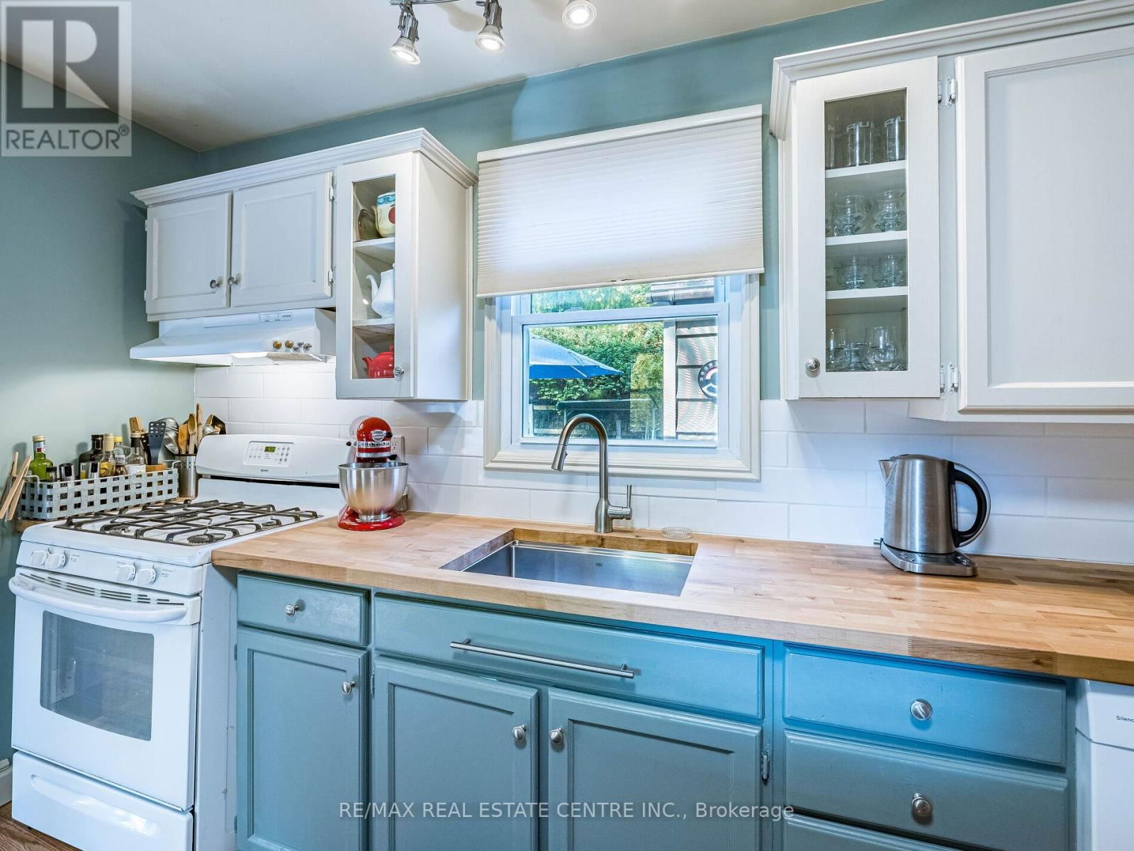 25 HIGHLANDER STREET Image 13