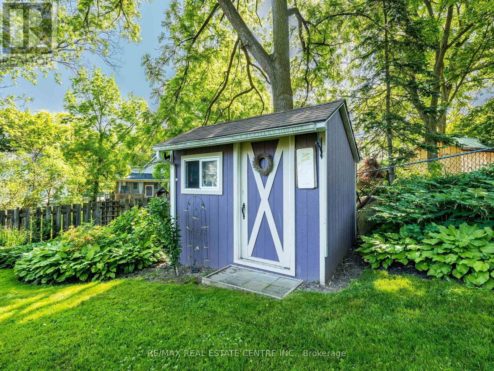 25 HIGHLANDER STREET Image 34