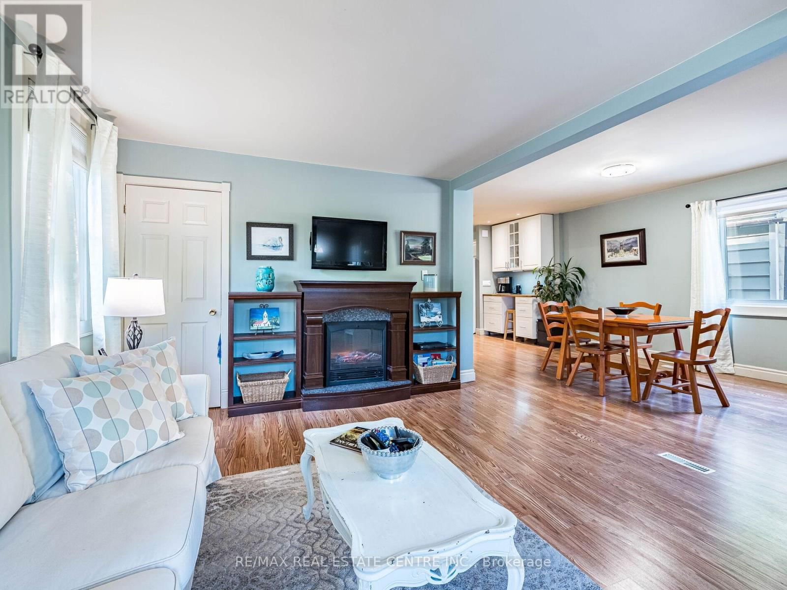 25 HIGHLANDER STREET Image 6