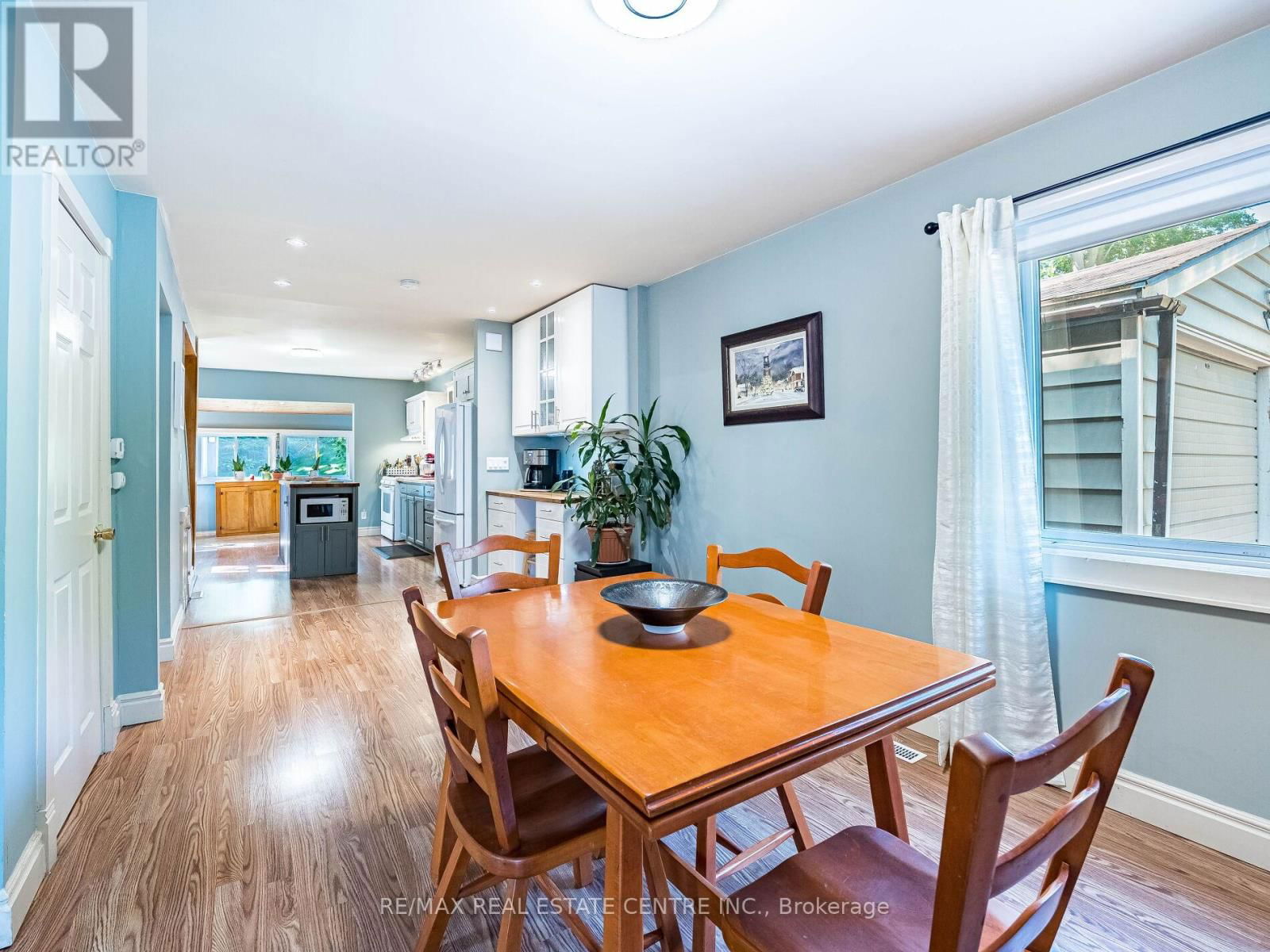 25 HIGHLANDER STREET Image 8
