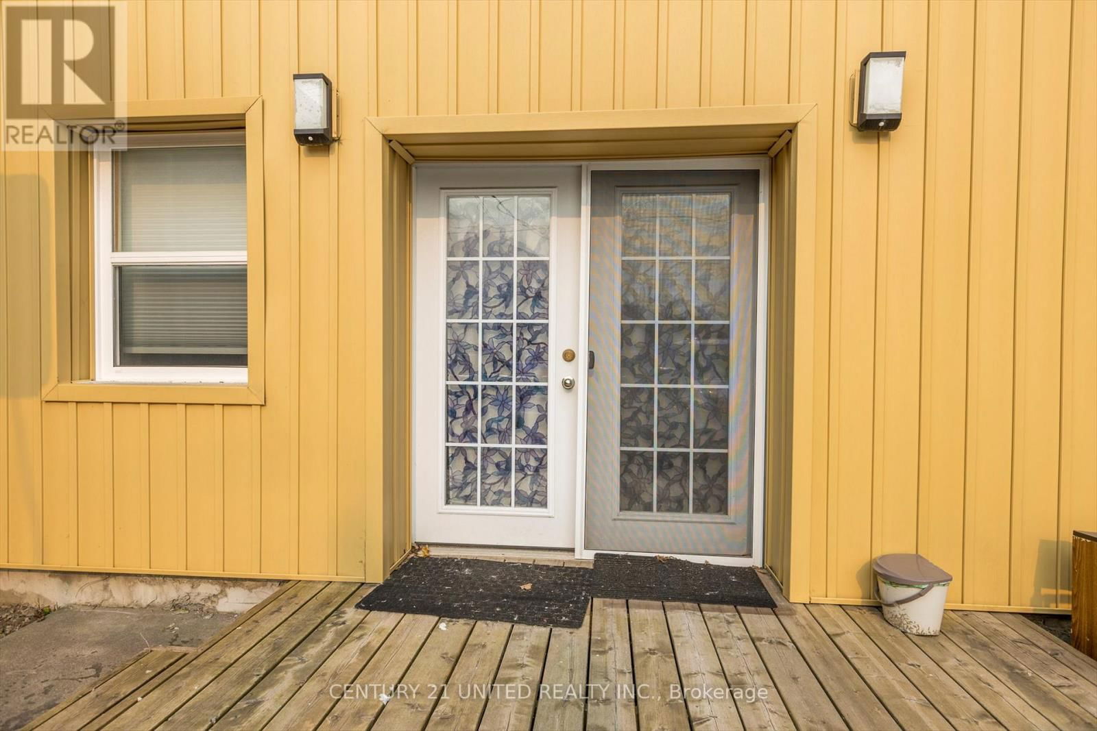 330-334 CHARLOTTE STREET WEST Image 11