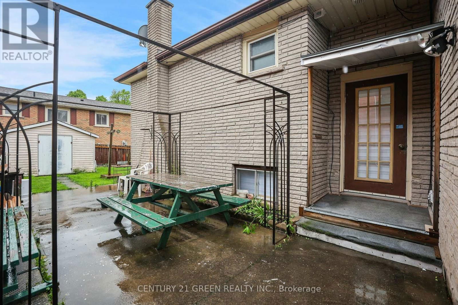 7812 BADGER ROAD Image 27